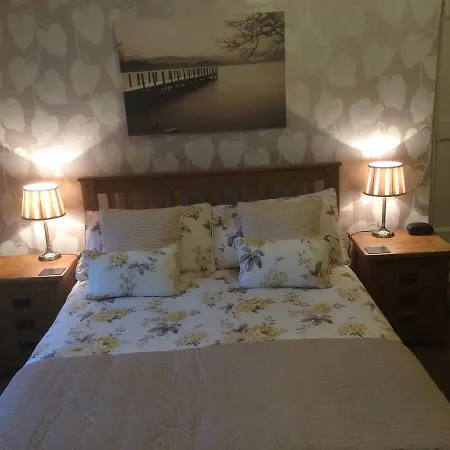 Swinside ゲストハウス 3*