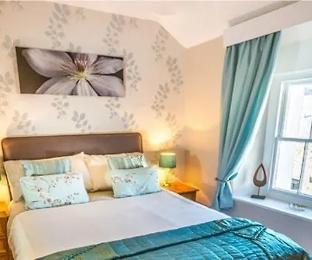 ゲストハウス Swinside