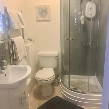 ゲストハウス Swinside